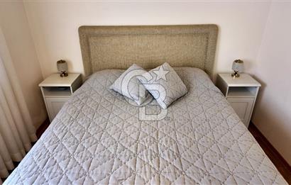 ÇEŞME ÇİFTLİKKÖY DENİZ MANZARALI DENİZE 100 METRE SATILIK VİLLA