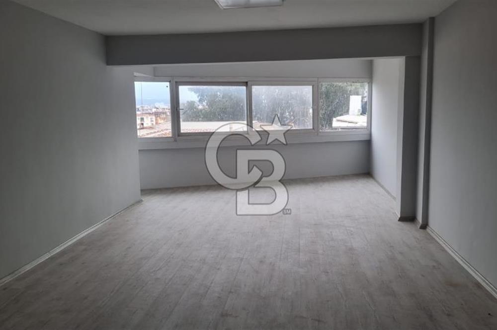 Akçay Caddesi üzerinde Satılık Ticari Alan - Toplam 500 m2