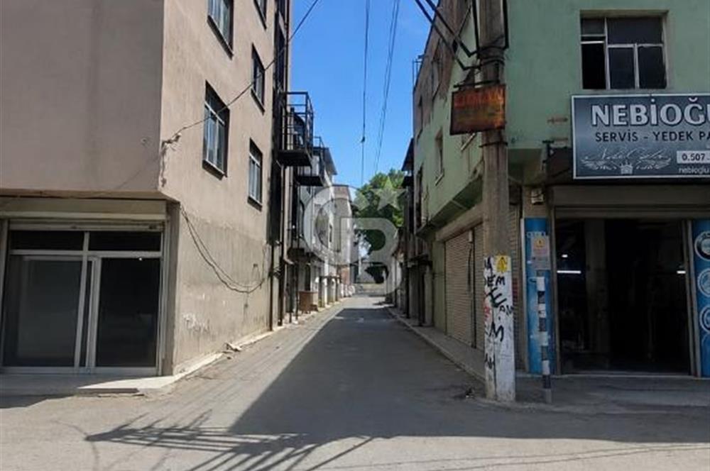 Karabağlar sanayi 4 katlı 1000m2 komple satılık işyeri