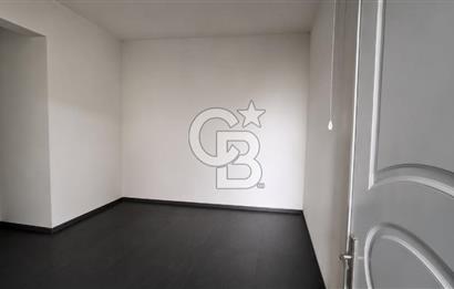 Karabağlar sanayi 4 katlı 1000m2 komple satılık işyeri