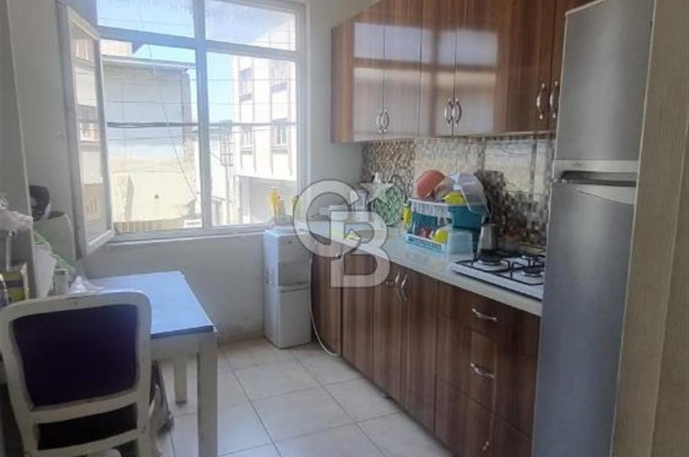 Karabağlar sanayi 4 katlı 1000m2 komple satılık işyeri