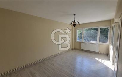 Eskiizmir Caddesi üzerinde pazaryerine yakın kiralık 4+1 daire