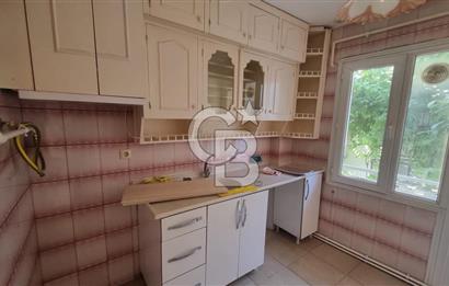 Eskiizmir Caddesi üzerinde pazaryerine yakın kiralık 4+1 daire