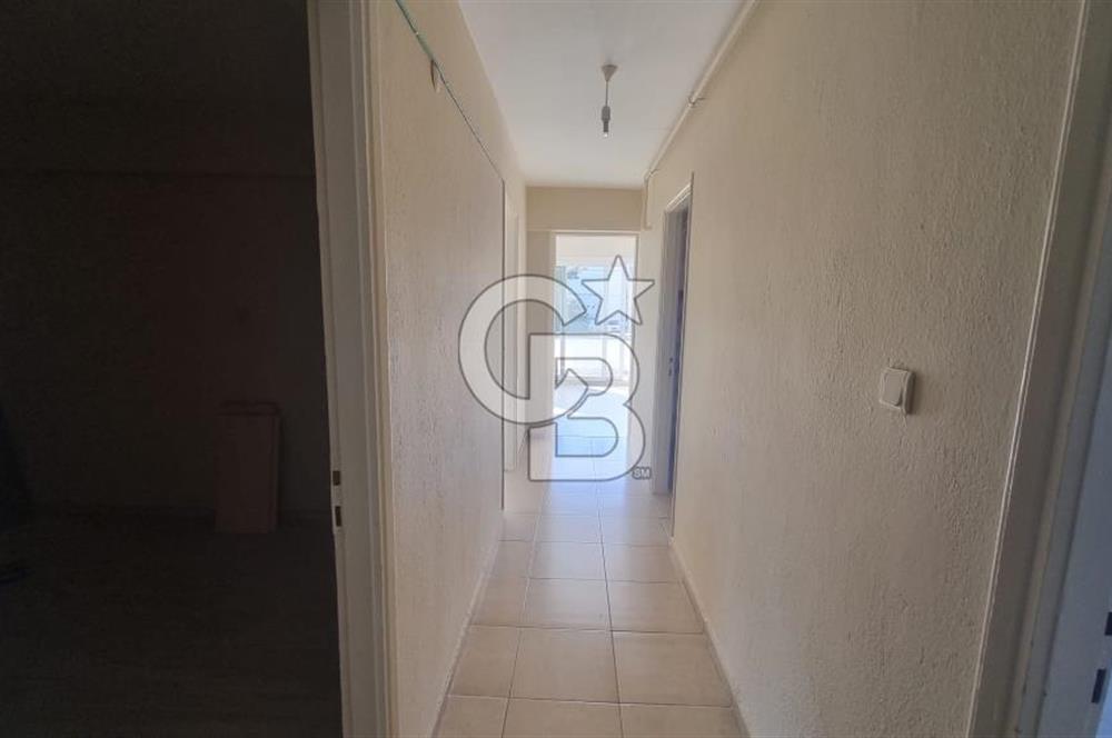 Eskiizmir Caddesi üzerinde pazaryerine yakın kiralık 4+1 daire