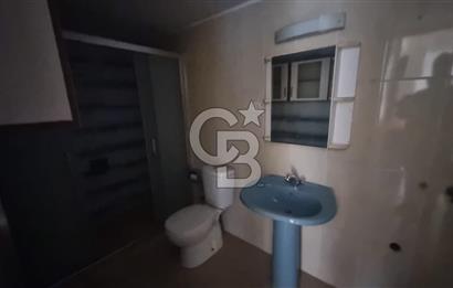 Eskiizmir Caddesi üzerinde pazaryerine yakın kiralık 4+1 daire