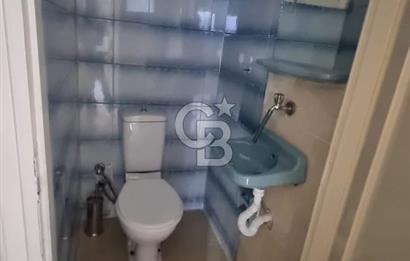 Eskiizmir Caddesi üzerinde pazaryerine yakın kiralık 4+1 daire