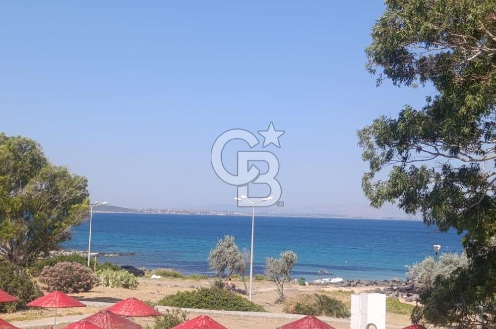 Çeşme Germiyan 'da Panoramik Deniz Manzaralı Satılık Dubleks