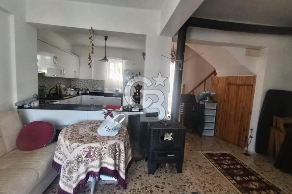 Çeşme Germiyan 'da Panoramik Deniz Manzaralı Satılık Dubleks