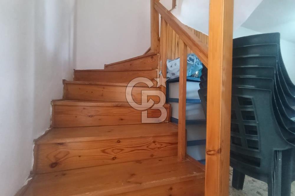Çeşme Germiyan 'da Panoramik Deniz Manzaralı Satılık Dubleks