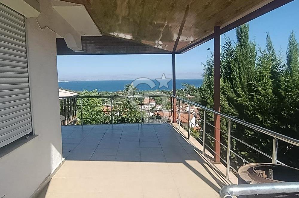 Çeşme Germiyan 'da Panoramik Deniz Manzaralı Satılık Dubleks