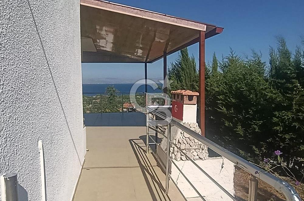 Çeşme Germiyan 'da Panoramik Deniz Manzaralı Satılık Dubleks