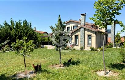 BAHÇELİEVLER MÜSTAKİL 1500 M2 ARSA PAYINA SAHİP 5+1 VİLLA