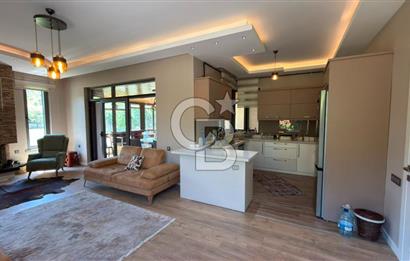 BAHÇELİEVLER MÜSTAKİL 1500 M2 ARSA PAYINA SAHİP 5+1 VİLLA