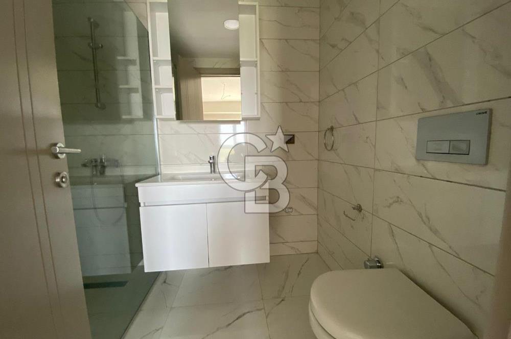 Küçükçekmece Babacan Port Royal'de 1+0 Temiz Kiralık Daire