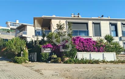 SEFERİHİSAR VADİ SİTESİNDE 2+1 DENİZ MANZARALI SATILIK DAİRE