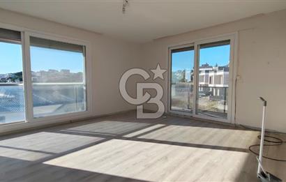 SEFERİHİSAR VADİ SİTESİNDE 2+1 DENİZ MANZARALI SATILIK DAİRE