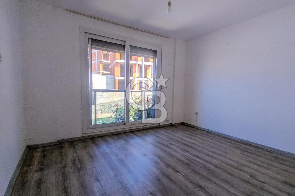 SEFERİHİSAR VADİ SİTESİNDE 2+1 DENİZ MANZARALI SATILIK DAİRE