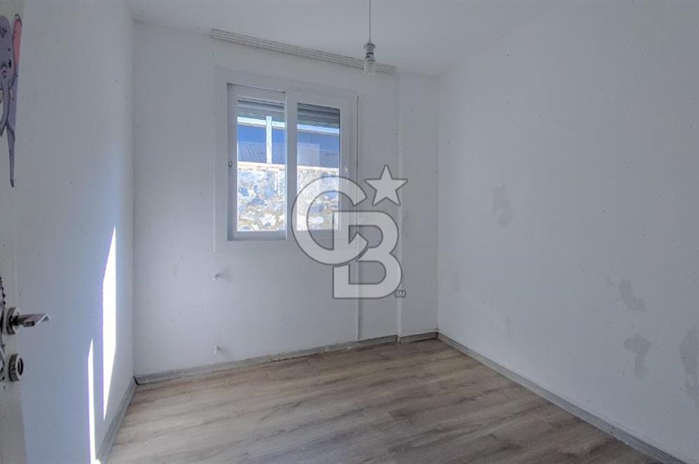 SEFERİHİSAR VADİ SİTESİNDE 2+1 DENİZ MANZARALI SATILIK DAİRE