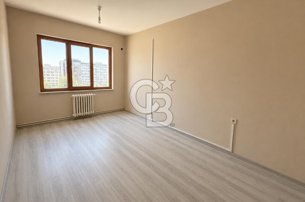 Şirinevler Meydan İş Merkezi'nde Temiz, Kiralık Büro Ofis