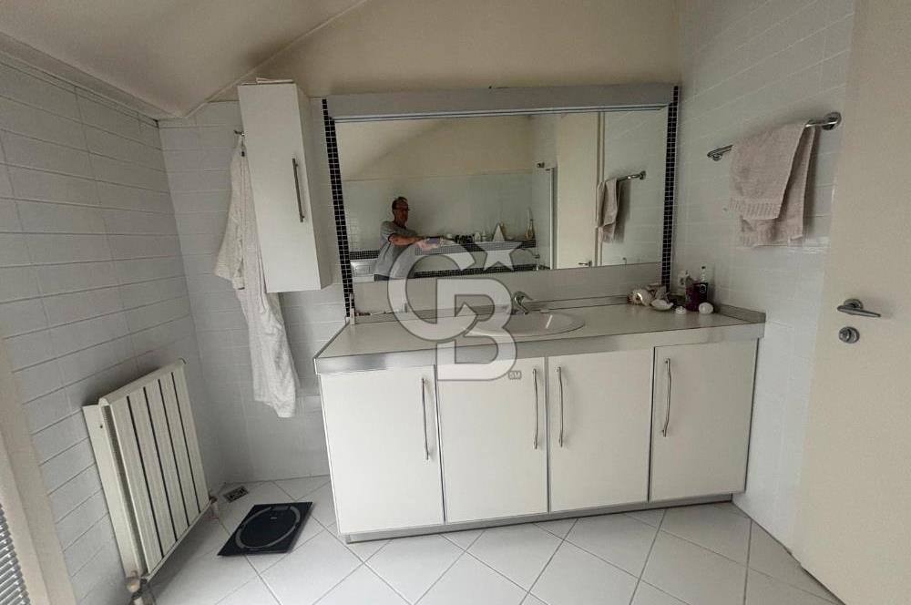 Aytek sitesinde Kiralık 4+1 çatı Dubleksi