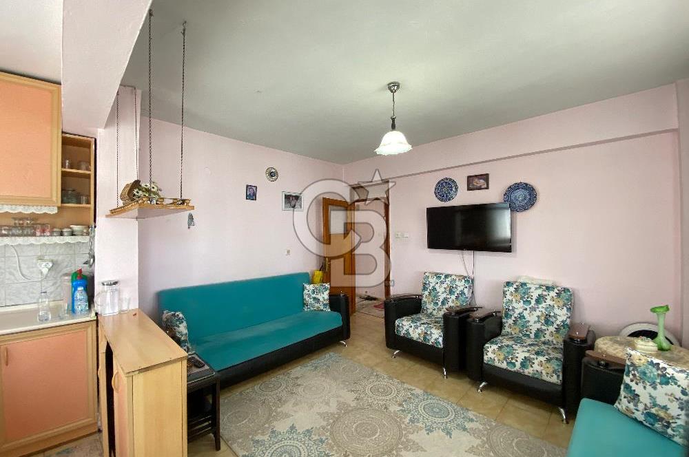 ALTINOLUK MERKEZ’DE DENİZE 200 METRE MESAFEDE SATILIK 2+1 DAİRE