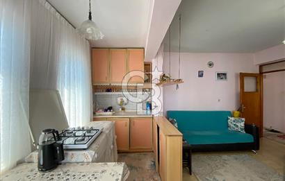 ALTINOLUK MERKEZ’DE DENİZE 200 METRE MESAFEDE SATILIK 2+1 DAİRE