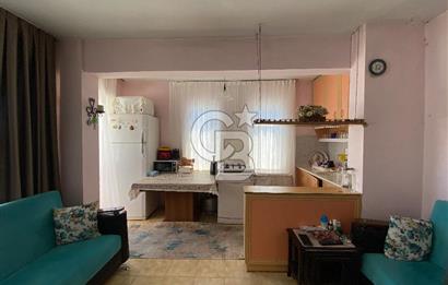 ALTINOLUK MERKEZ’DE DENİZE 200 METRE MESAFEDE SATILIK 2+1 DAİRE