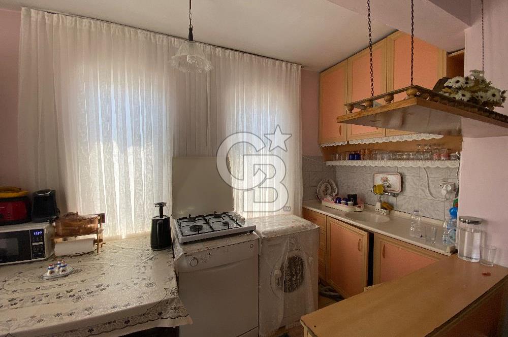 ALTINOLUK MERKEZ’DE DENİZE 200 METRE MESAFEDE SATILIK 2+1 DAİRE