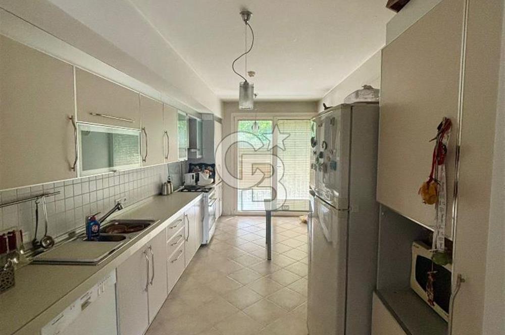 Aytek sitesinde Kiralık 4+1 çatı Dubleksi
