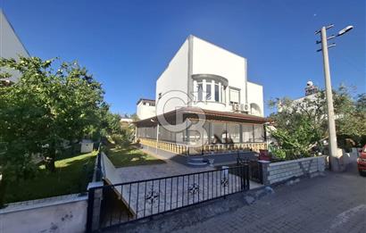 BURHANİYE İMKO TATİL SİTESİNDE İÇİ YAPILI DOĞALGAZLI 4+1 VİLLA