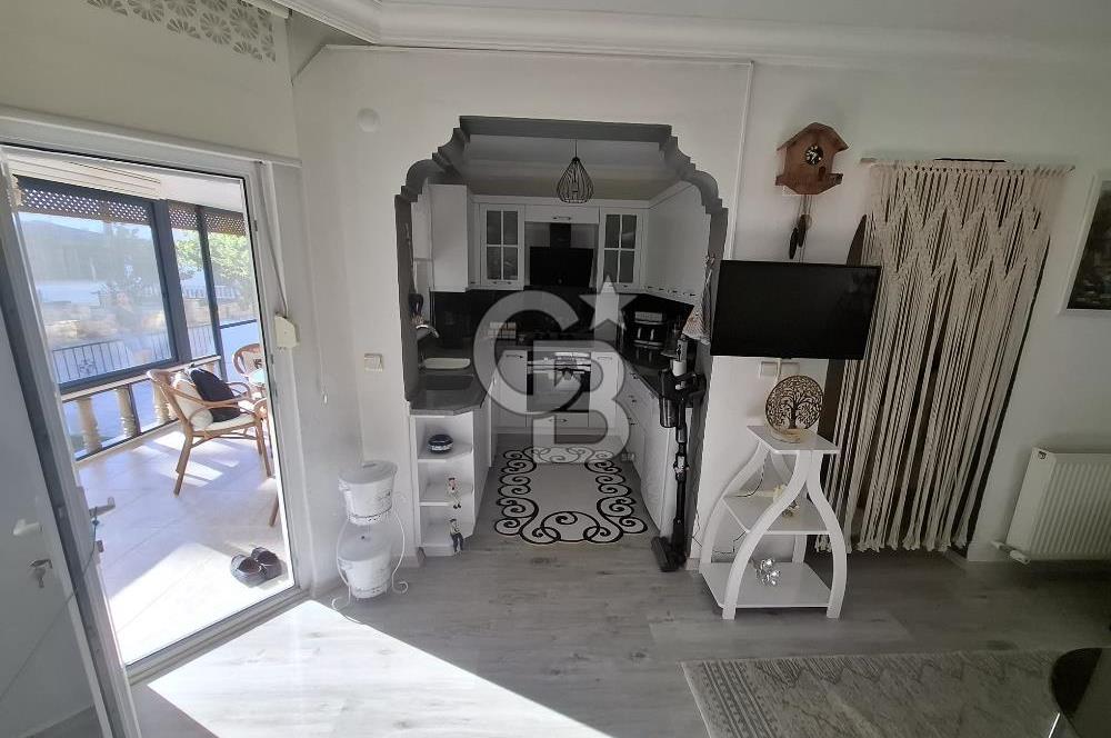 BURHANİYE İMKO TATİL SİTESİNDE İÇİ YAPILI DOĞALGAZLI 4+1 VİLLA