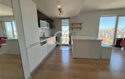 Şerifali Sarissa Sitesi'nde Geniş, Eşyalı 1+1 Kiralık Daire