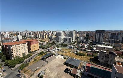 Şerifali Sarissa Sitesi'nde Geniş, Eşyalı 1+1 Kiralık Daire