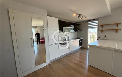 Şerifali Sarissa Sitesi'nde Geniş, Eşyalı 1+1 Kiralık Daire