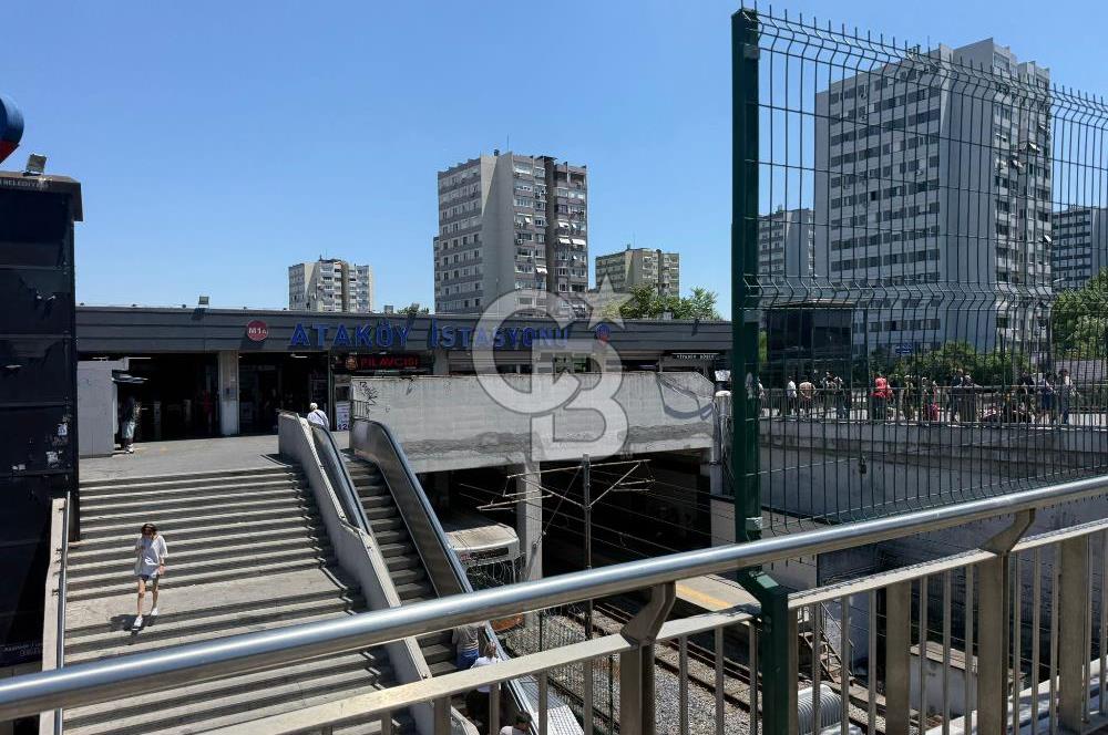 Şirinevler Meydan İş Merkezi'nde Temiz, Kiralık Büro Ofis