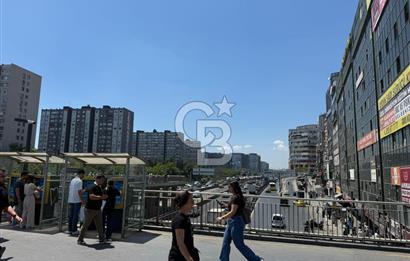 Şirinevler Meydan İş Merkezi'nde Temiz, Kiralık Büro Ofis