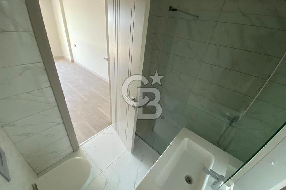 Küçükçekmece Babacan Port Royal'de 1+0 Temiz Kiralık Daire