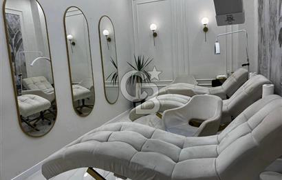 MEYDANDA SATILIK PRESTİJLİ TİCARİ MÜLK