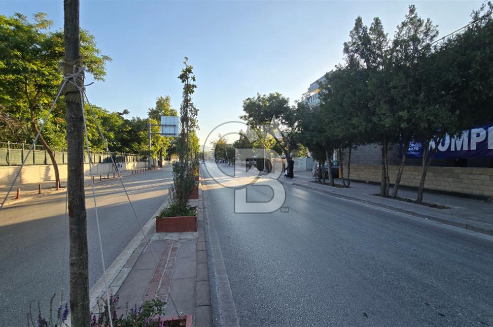 MERAM YENİYOL'DA YOLA CEPHE TABELA DEĞERİ YÜKSEK KİRALIK DÜKKAN