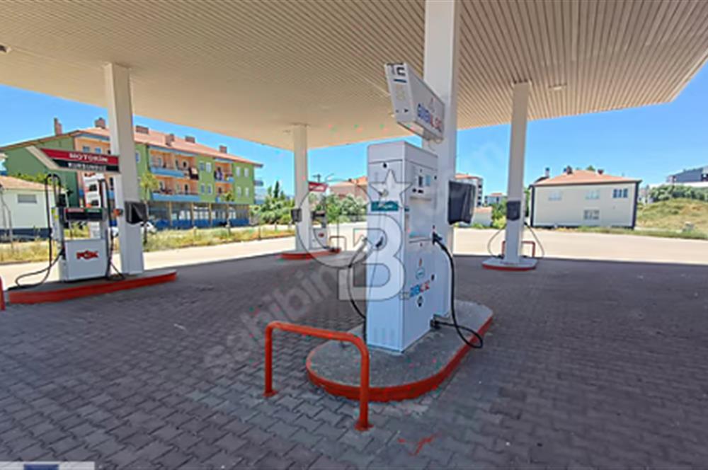 ORTAKÖY İLÇE MERKEZİNDE SATILIK AKARYAKIT İSTASYONU