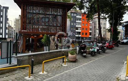MEYDANDA SATILIK PRESTİJLİ TİCARİ MÜLK