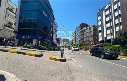 MEYDANDA SATILIK PRESTİJLİ TİCARİ MÜLK