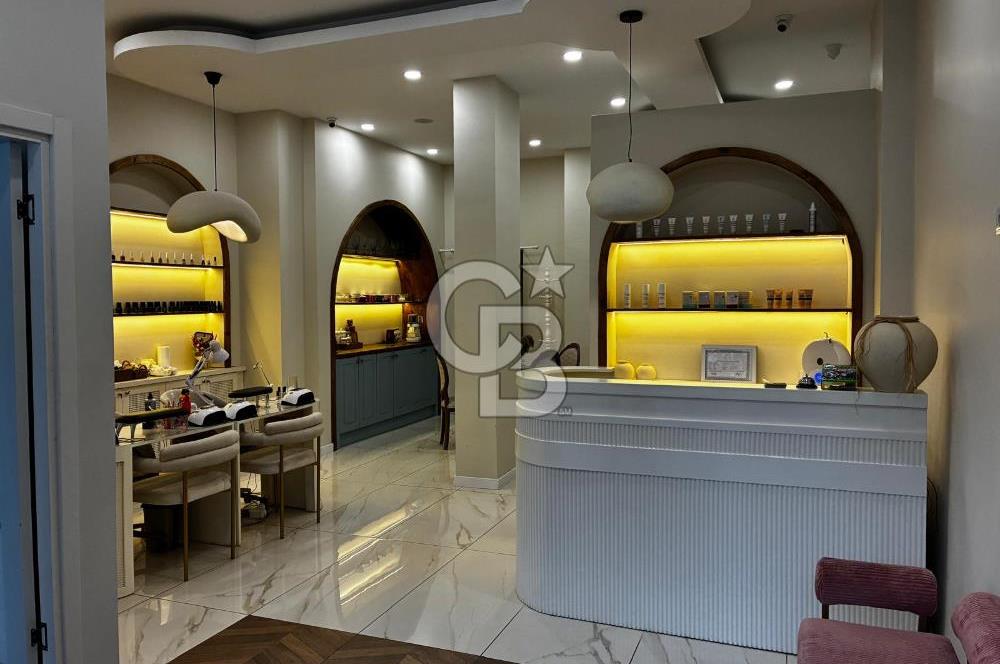 MEYDANDA SATILIK PRESTİJLİ TİCARİ MÜLK