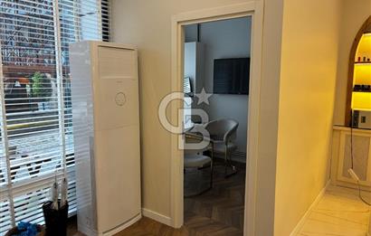 MEYDANDA SATILIK PRESTİJLİ TİCARİ MÜLK