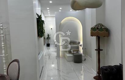 MEYDANDA SATILIK PRESTİJLİ TİCARİ MÜLK