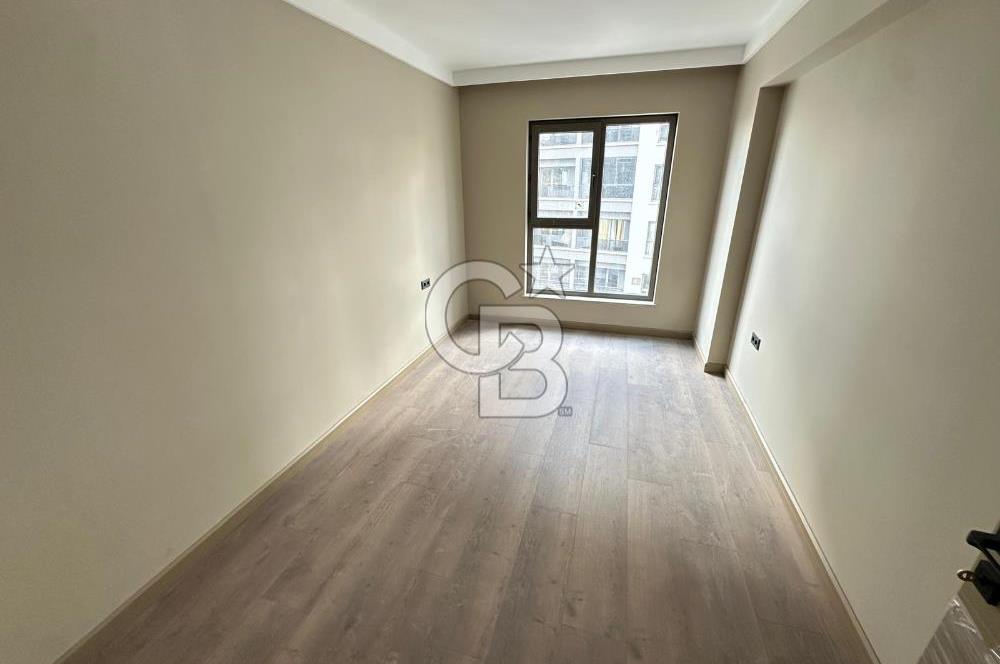 EGE MAHALLESİ SİTE İÇERİSİNDE FULL YAPILI KİRALIK SIFIR DAİRE