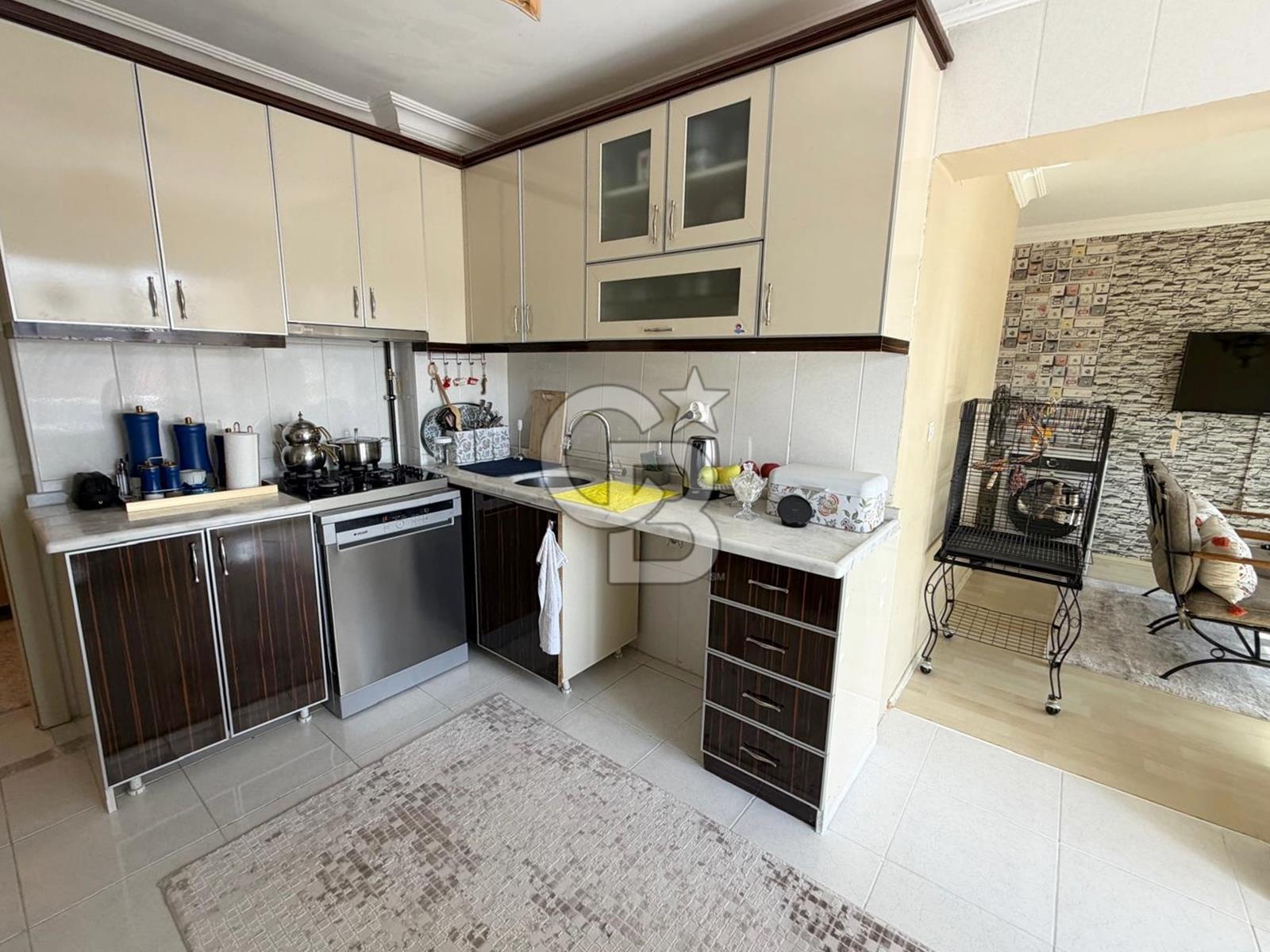 CENGİZHAN DA SİTE İÇİNDE CADDE YAKINI ÖN CEPHE SATILIK 4+1 DAİRE