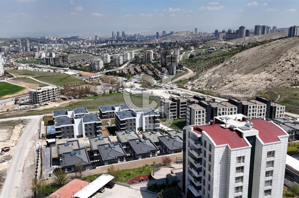 ALACAATLI MAH. SAKA VİLLA SİTESİNDE SATILIK 6+2 VİLLA