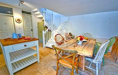 BODRUM DEREKÖY' de MÜSTAKİL HAVUZLU MÜŞTEMİLATLI ÇİFTLİK EVİ