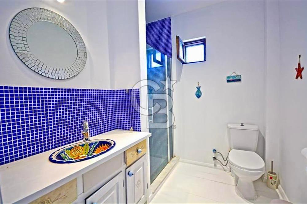 BODRUM DEREKÖY' de MÜSTAKİL HAVUZLU MÜŞTEMİLATLI ÇİFTLİK EVİ